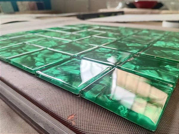 Pastilha de Vidro Silk 5 - Verde - 30x30cm - Glass Mosaic