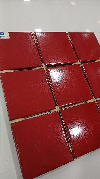 Revestimento Ceral 10x10 - Vermelho Telado