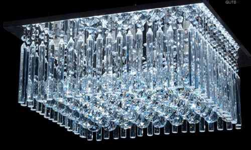 Plafon Quadrado Cristal Asfour Transparente Lapidado Placas e Bolas 50x50 DNA Halopin QUTB-50X50 Hall e Salas