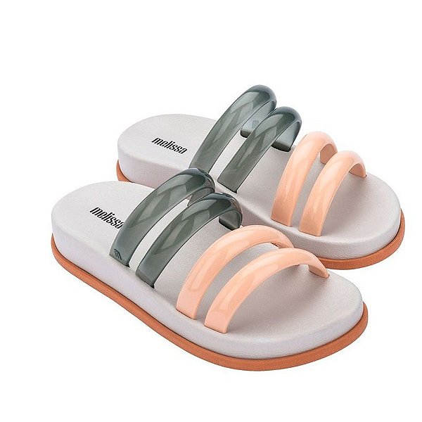 CHINELO MELISSA WAVE VERDE SANDÁLIA MELISSA SOFT WAVE - Kids na Net - A sua  Loja online de Produtos Infantis e bebês