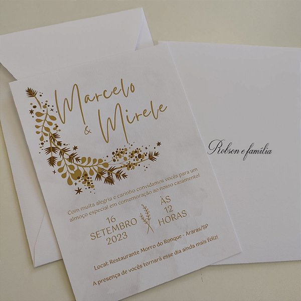 Convite Casamento Branco Vertical Dourado com Caligrafia - Bellagi Convites