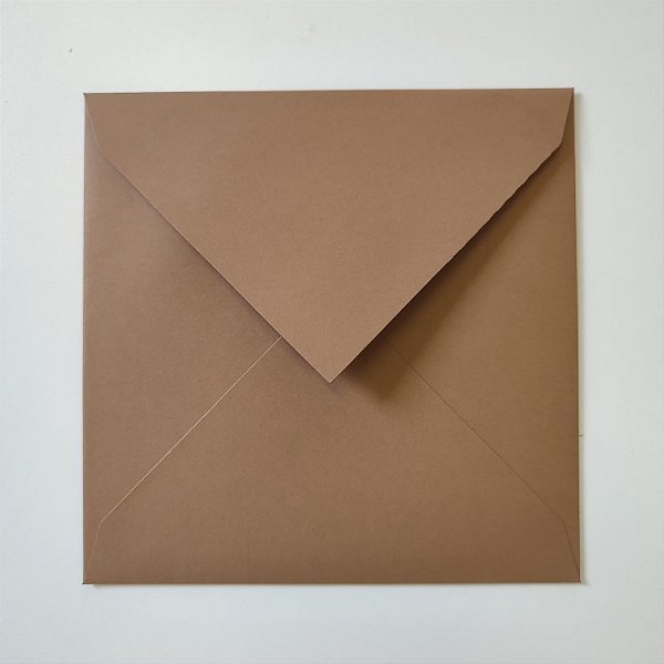 Envelope Quadrado Marrom Terroso Terracota