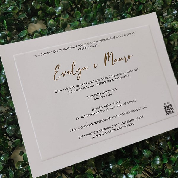 Convite Casamento sem Envelope com Metalizado e Alto Relevo