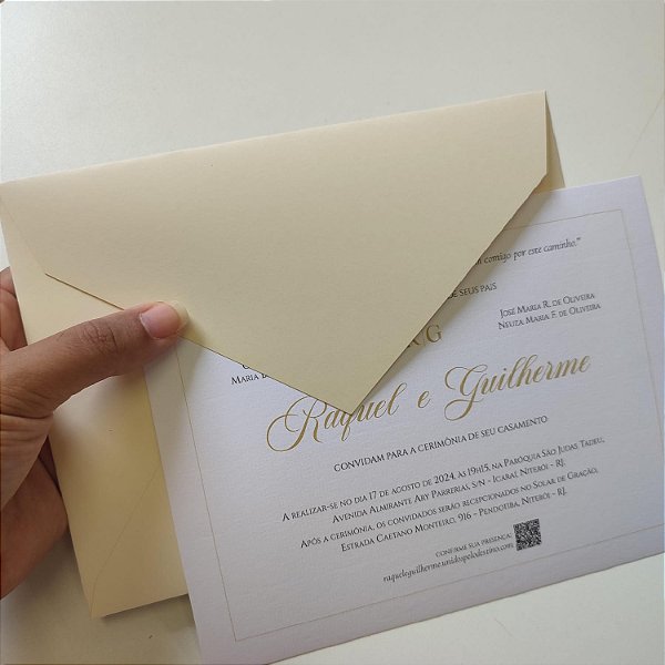 Convite Casamento Dourado com Envelope Marfim