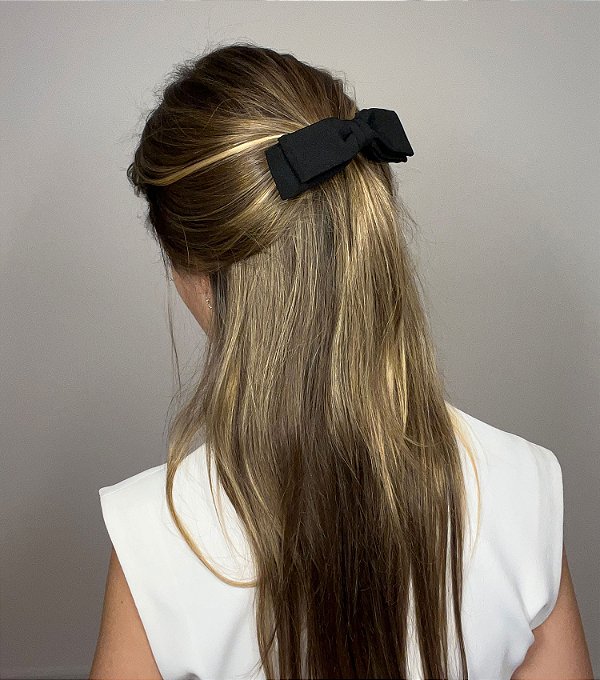 Laço Silvia de Crepe Preto