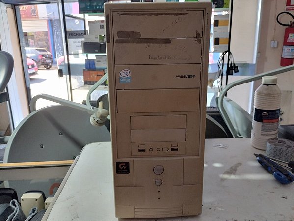 CPU Intel Celeron 430 4GB RAM 320GB HD Windows 10