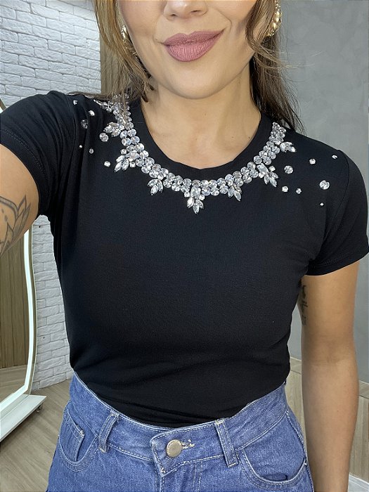 Tshirt Feminina Decote Redondo Preta Lorraine