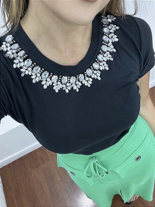 Tshirt Feminina Decote Redondo Preta Rebeca