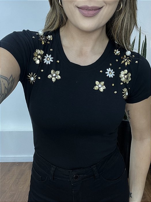 Tshirt Feminina Decote Redondo Preta Stella