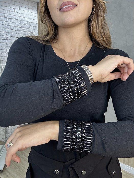 Blusa Manga Longa Decote Redondo Preta Katy