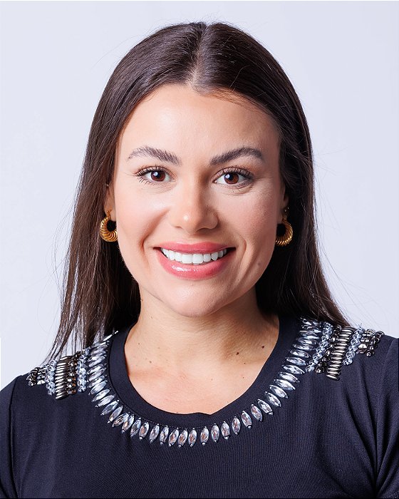 Tshirt Feminina Decote Redondo Preta Otavia chatom cristal