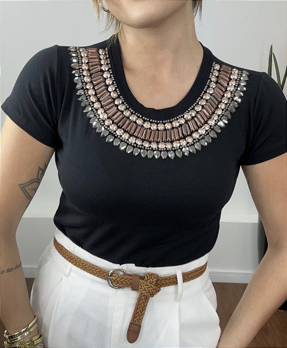 Tshirt Feminina Decote Redondo Preta Kayla