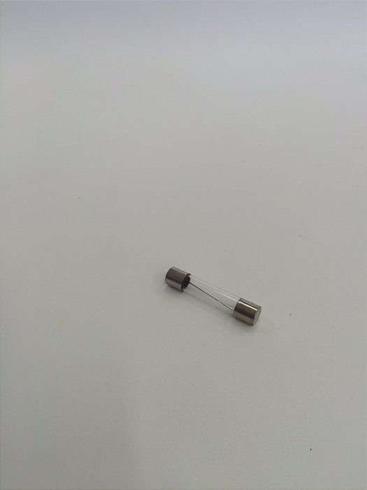FUSIVEL 10A X 30MM - RETRATIL - Código 0430399