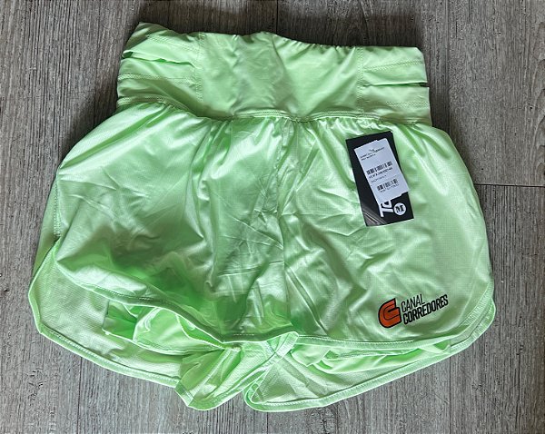 Shorts com bolso canguru na cintura e bermuda antiatrito - verde- feminino