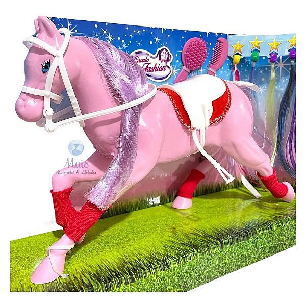 Cavalo Fashion Com Acessórios - Rosa - Líder Brinquedos As brincadeiras de  faz de conta com bonecas ganham novas histórias com o Cavalo Fashion  Líder., By Balloon Kids