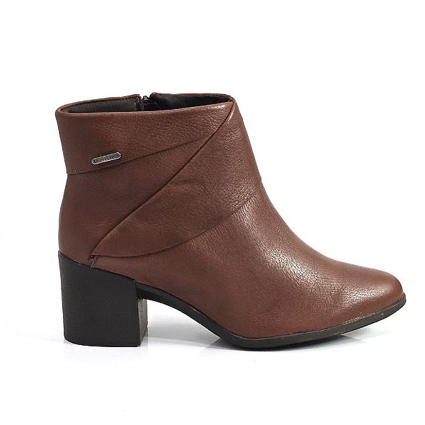 Bota Feminina Couro Cano Curto Salto Bloco - Conhaque - Bottero