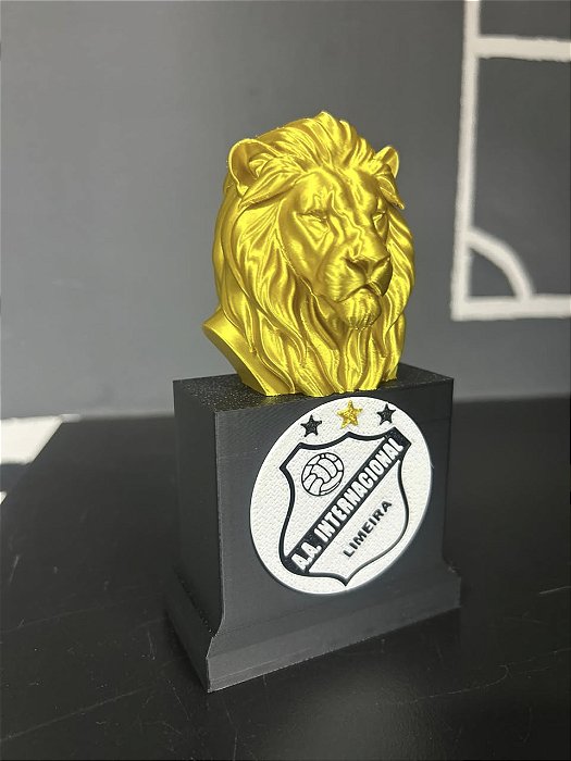 BUSTO LEÃO