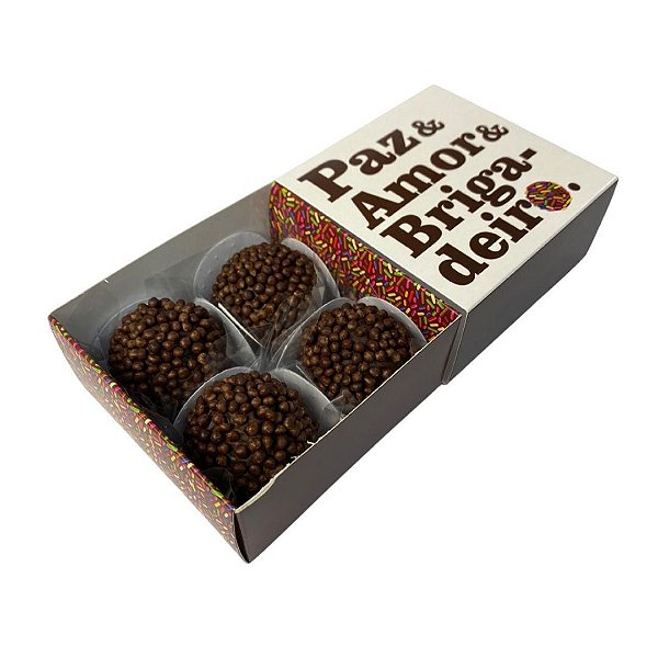Caixa 4 doces c/10 unidades - PAZ, AMOR E BRIGADEIRO