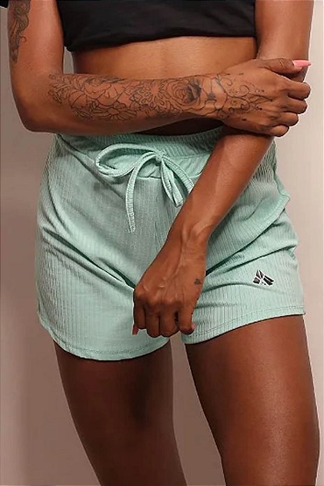 Short feminino Canelado