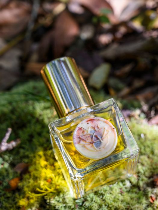 Perfume Natural Botânico Luz de Jasmim | Coragem e Doçura de ser Autêntica