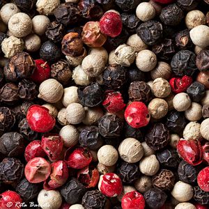 Mix de Pimentas (Reino-Rosa-Branca-Jamaica) - 100 g