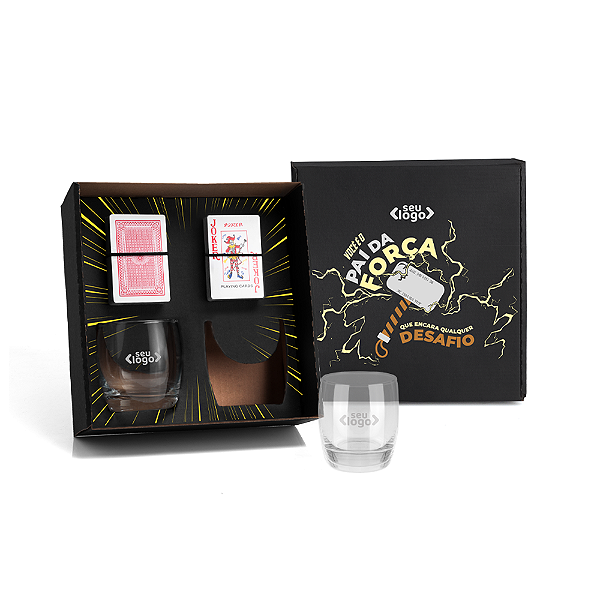 Kit Whisky Com Baralho E Copos