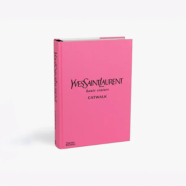 Livro - Yves Saint Laurent Catwalk: The Complete Collections