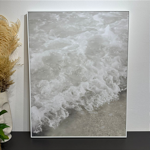 Quadro decorativo Mar Claro. Medida 70x90cm Impressão canvas fineart e moldura filete branca.