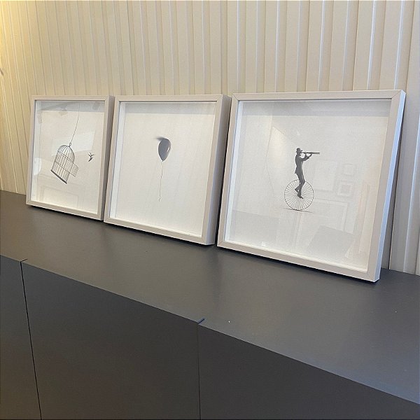 conjunto com 3 quadros decorativos 35x35 cada impressao fotografica,vidro, espaçador e moldura nude.