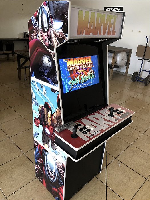 Fliperama Multijogos 22'' Controle Externo - Tema Marvel Limitada