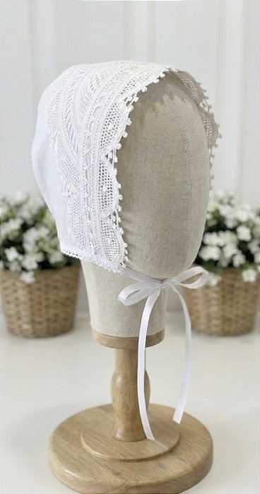 Touca para batizado em renda renascença