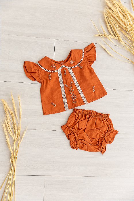 Conjunto Terracota com renda Paraíba e Bordado Rococó