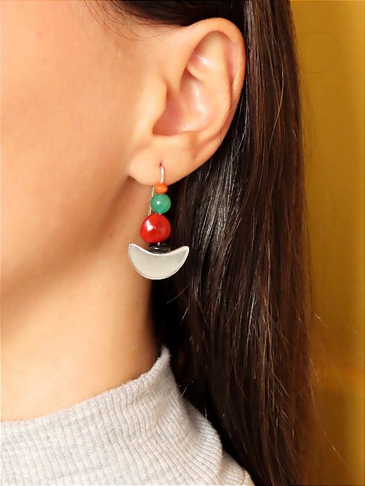 BRINCO ÉTNICO SIBIPIRUNA E MADEIRAS DIVERSAS