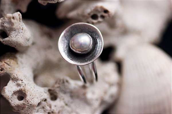 ANEL CONCHA PÉROLA BIWA