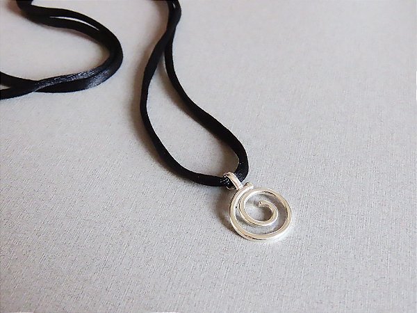 PINGENTE MINI ESPIRAL