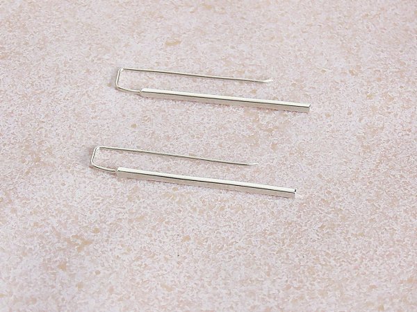 BRINCO RAYO SÓ PRATA LONGO