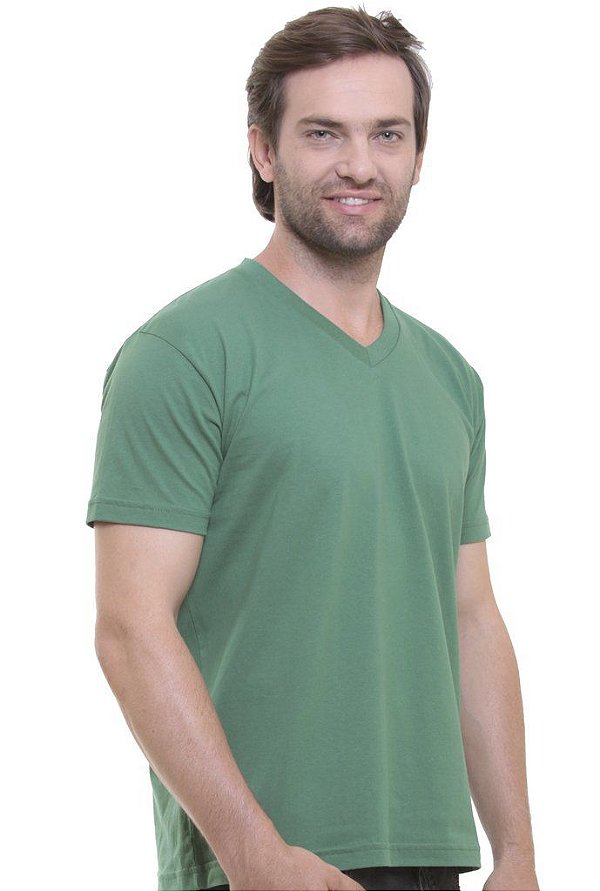 Camiseta Decote V Oitavo Ato Verde Militar