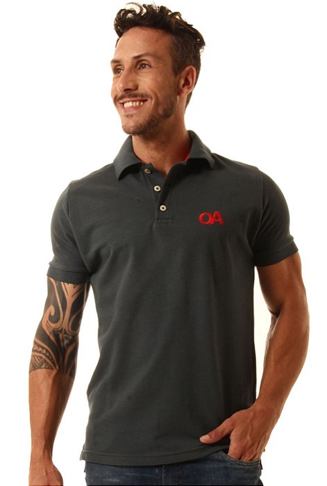 Camisa Polo, em malha piquet 100% algodão, Zero Encolhimento, na cor Cinza  Chumbo. - Oitavo Ato - Polos e Camisetas