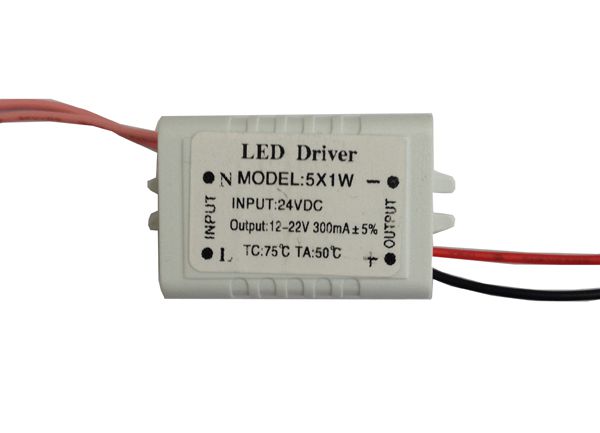 Fonte Driver para 4 a 7 LEDs de 1W 24V K1833