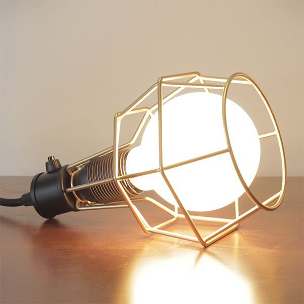 Abajur Aramado com Design Moderno Bivolt 17cm de Altura Pucon Golden Art E-27 M203 Criados-Mudos e Salas