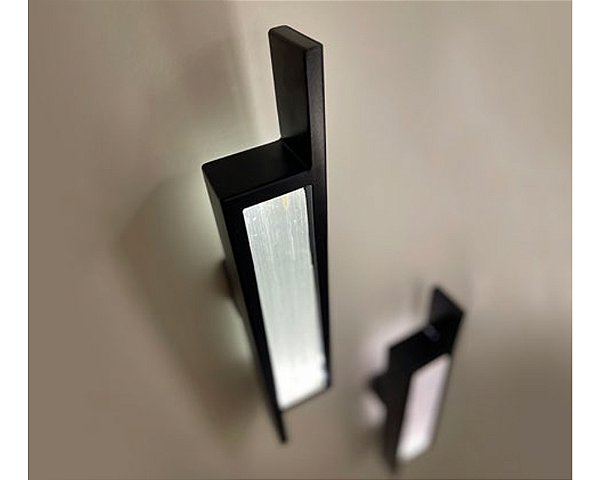 Arandela DNA Iluminação Fine Line – Rocha 36 × 6 × 6 cm – LED 2W – Pintura ou Chapa Inox