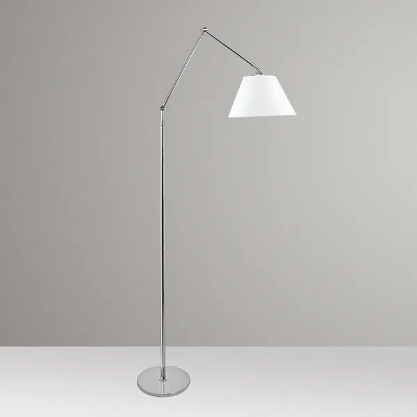 Coluna de Iluminação Golden Art Classic Articulada em Latão com Lâmpada E27 Altura Média 170cm C629LT