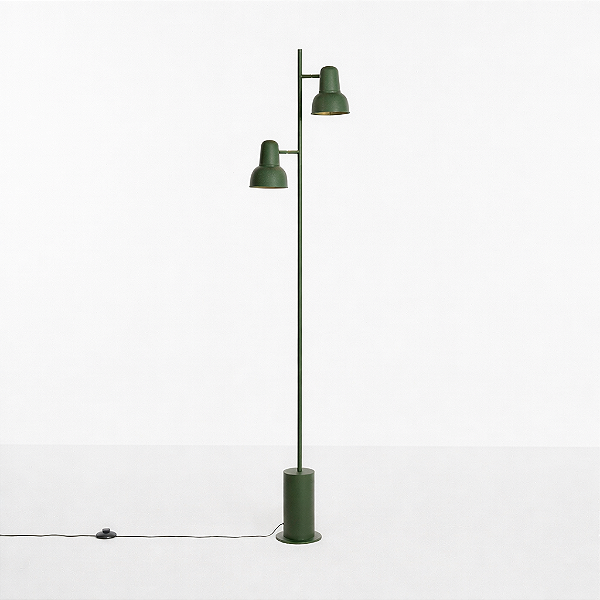 Coluna de Iluminação Golden Art Escriba em Latão com 2 Soquetes E27 170cm C1810-2LT