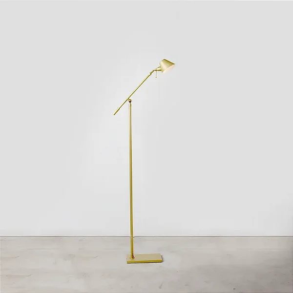 Coluna de Iluminação Golden Art Zull Articulada em Latão com Base Retangular e Lâmpada G9 Altura Média 160cm C786LT