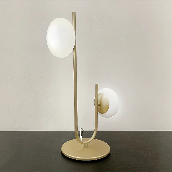 Abajur Ares LED 41,4cm – LED Integrado 10W 3000K | Usina Design Iluminação 19758-2LED3