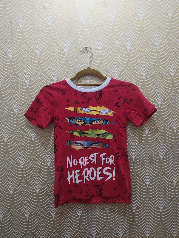Camiseta Infantil Marvel " No Rest For Heroes"