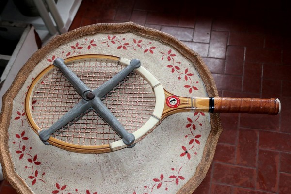Raquete Tênis Antiga Turquia