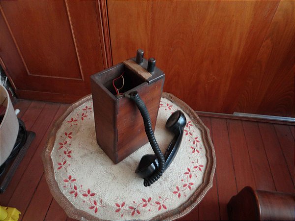 Militaria - Telefone de Campanha da Primeira Guerra