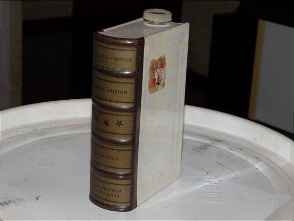 Cantil Aguardente formato de LIVRO