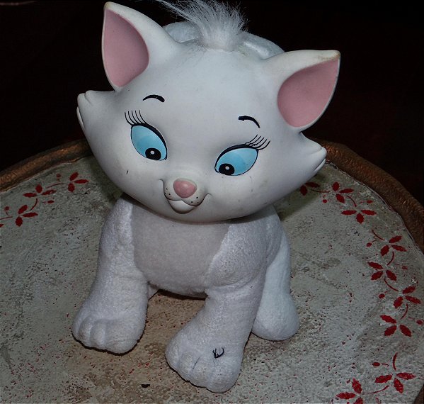 Boneco Pelúcia MARIE da Disney